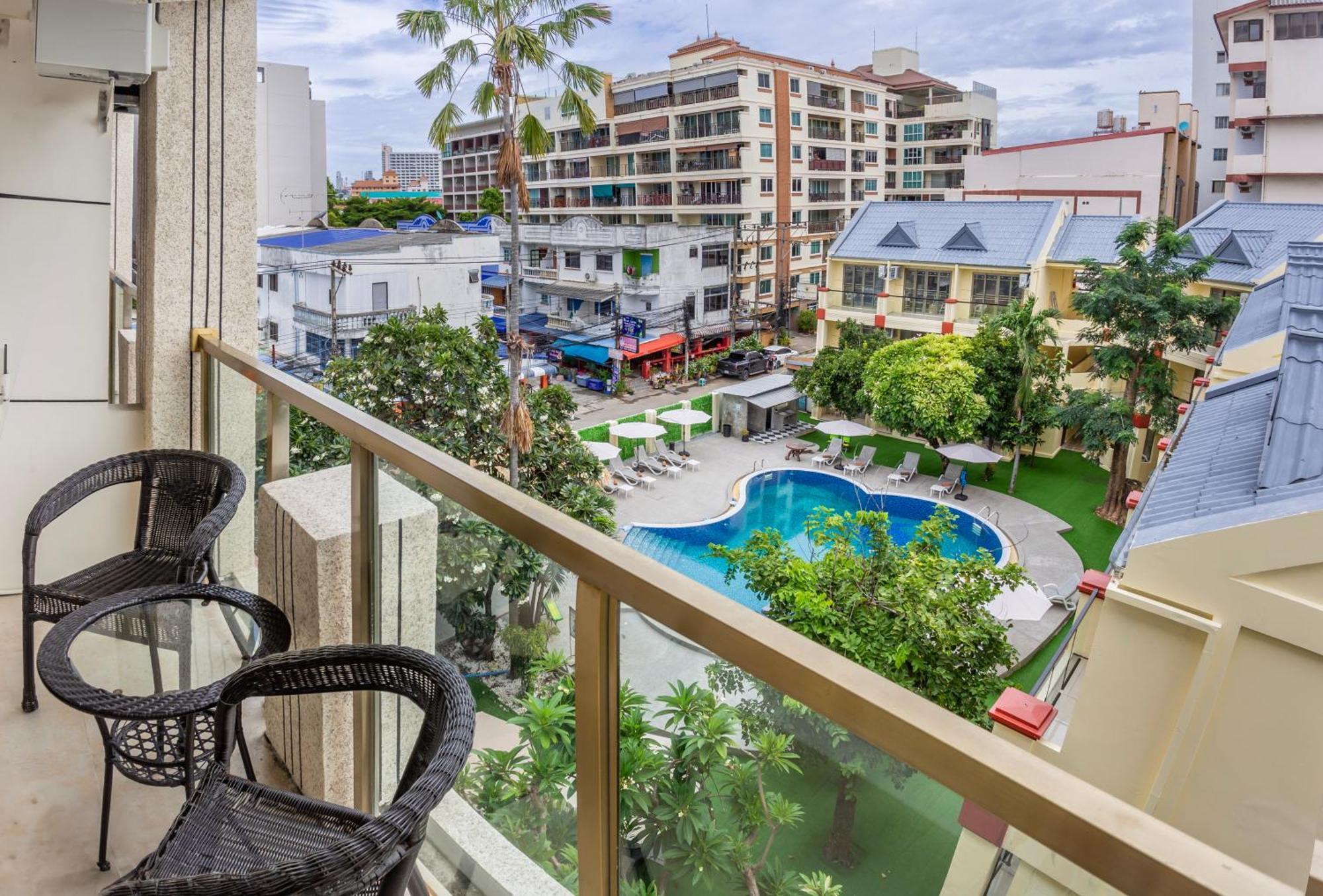 Mermaid Beach Resort Jomtien Beach Exterior foto